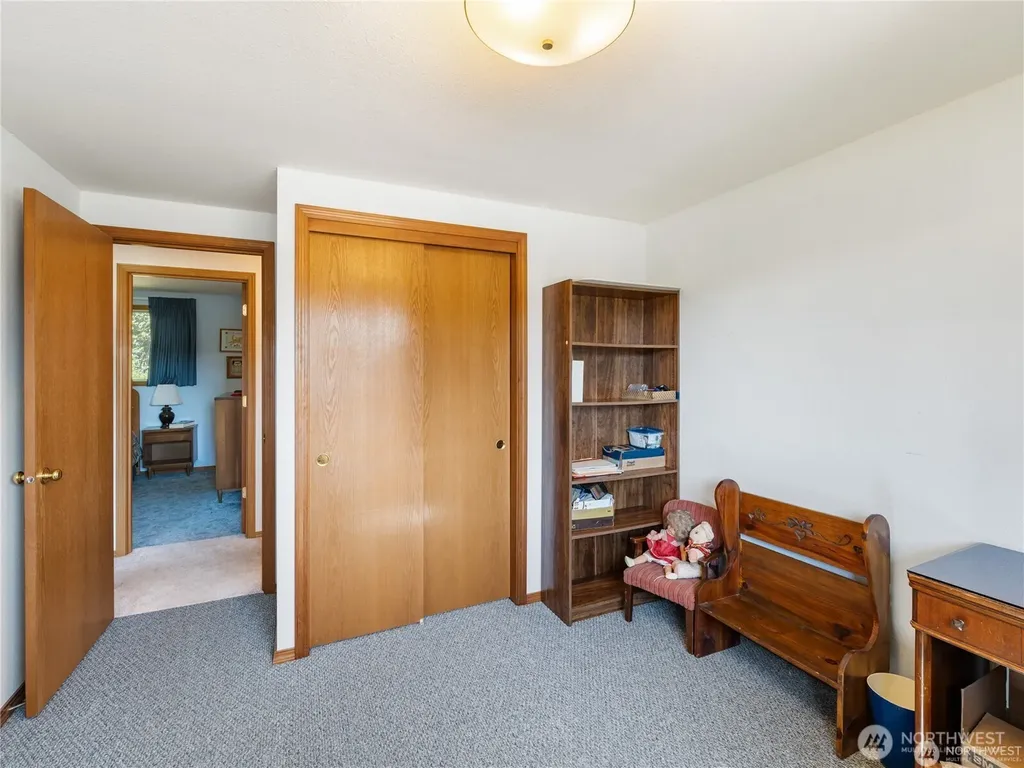 1205 S Walnut Street Burlington WA 98233