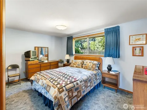 1205 S Walnut Street Burlington WA 98233