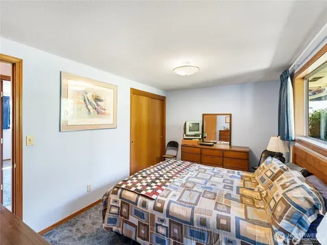 1205 S Walnut Street Burlington WA 98233