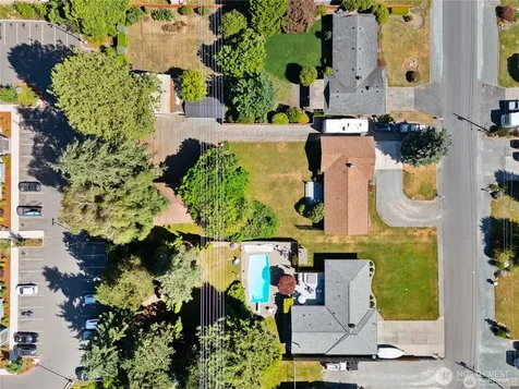 1205 S Walnut Street Burlington WA 98233