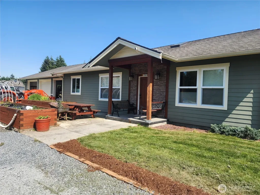1505 Falcon Lane Ferndale WA 98248