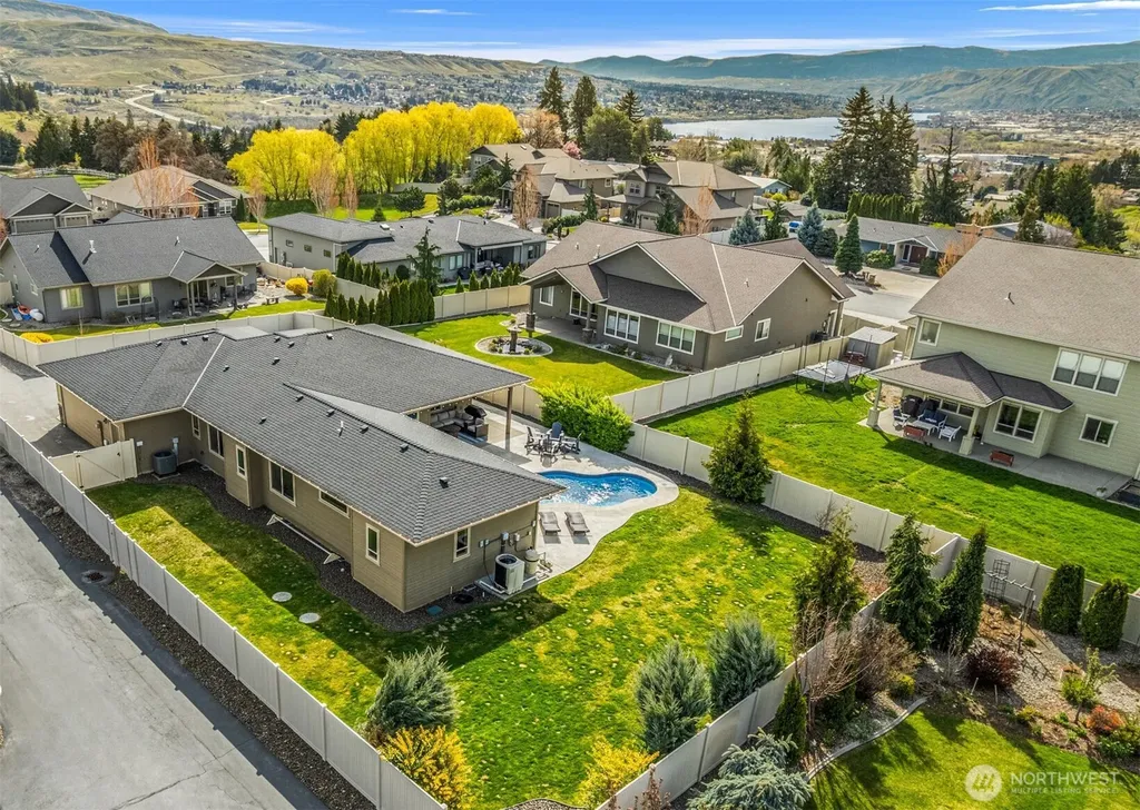 3512 Dianna Way Wenatchee WA 98801