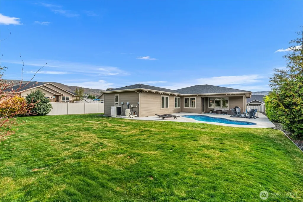 3512 Dianna Way Wenatchee WA 98801