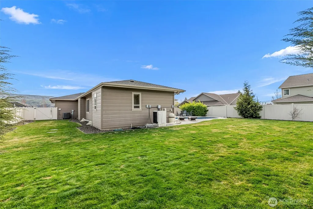 3512 Dianna Way Wenatchee WA 98801