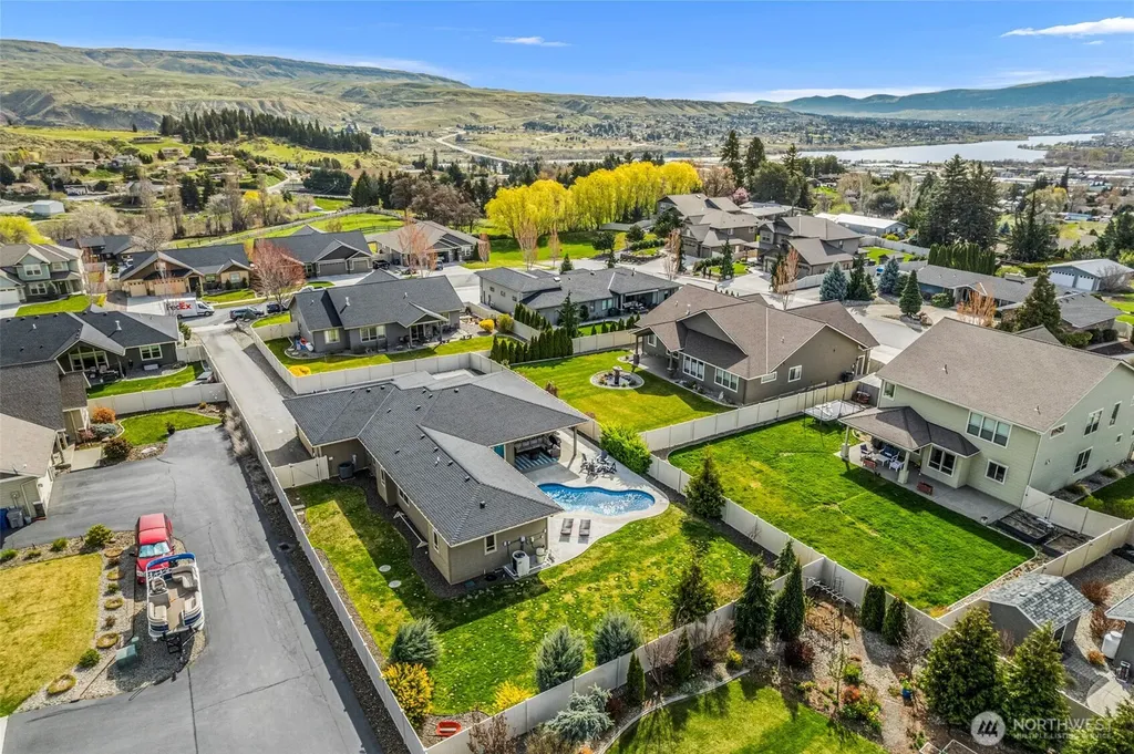 3512 Dianna Way Wenatchee WA 98801