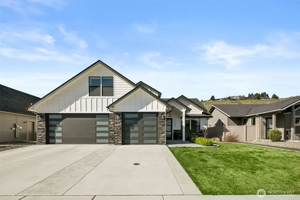 1014 Racine Springs Drive Wenatchee WA 98801
