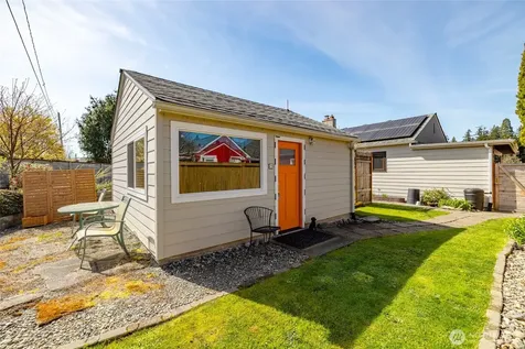 1320 S 12th Street Mount Vernon WA 98273