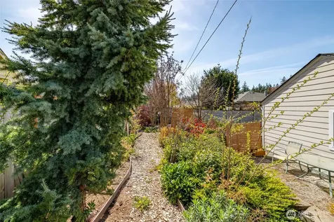 1320 S 12th Street Mount Vernon WA 98273