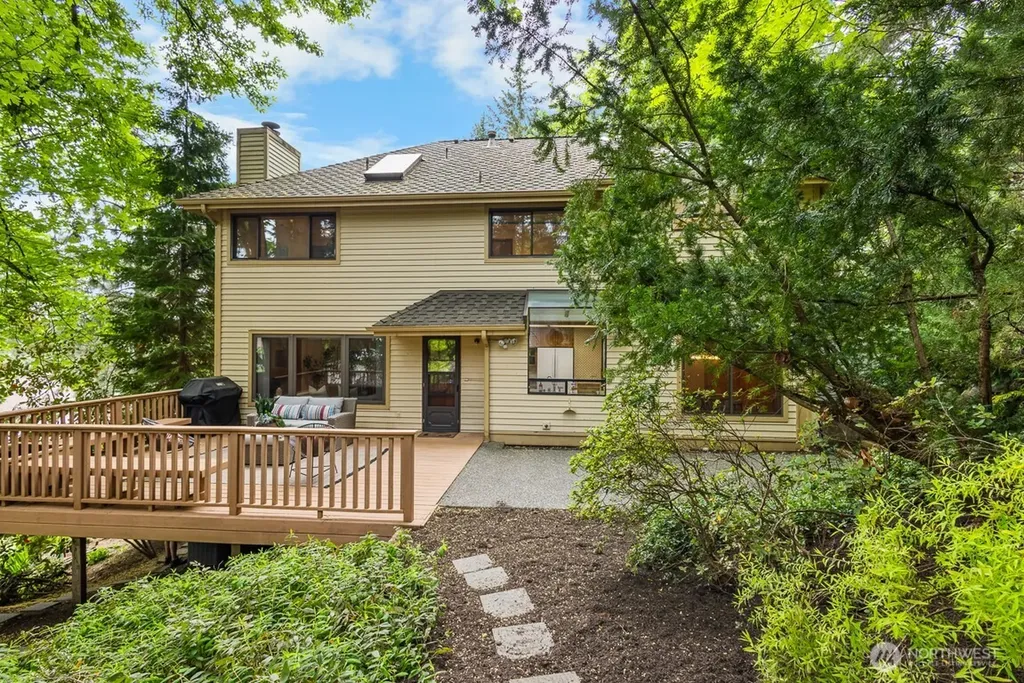 14310 SE 63rd Street Bellevue WA 98006