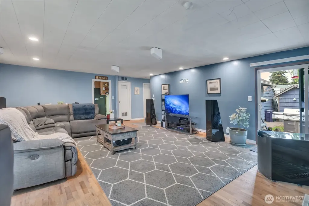 4602 S 122nd Street Tukwila WA 98178