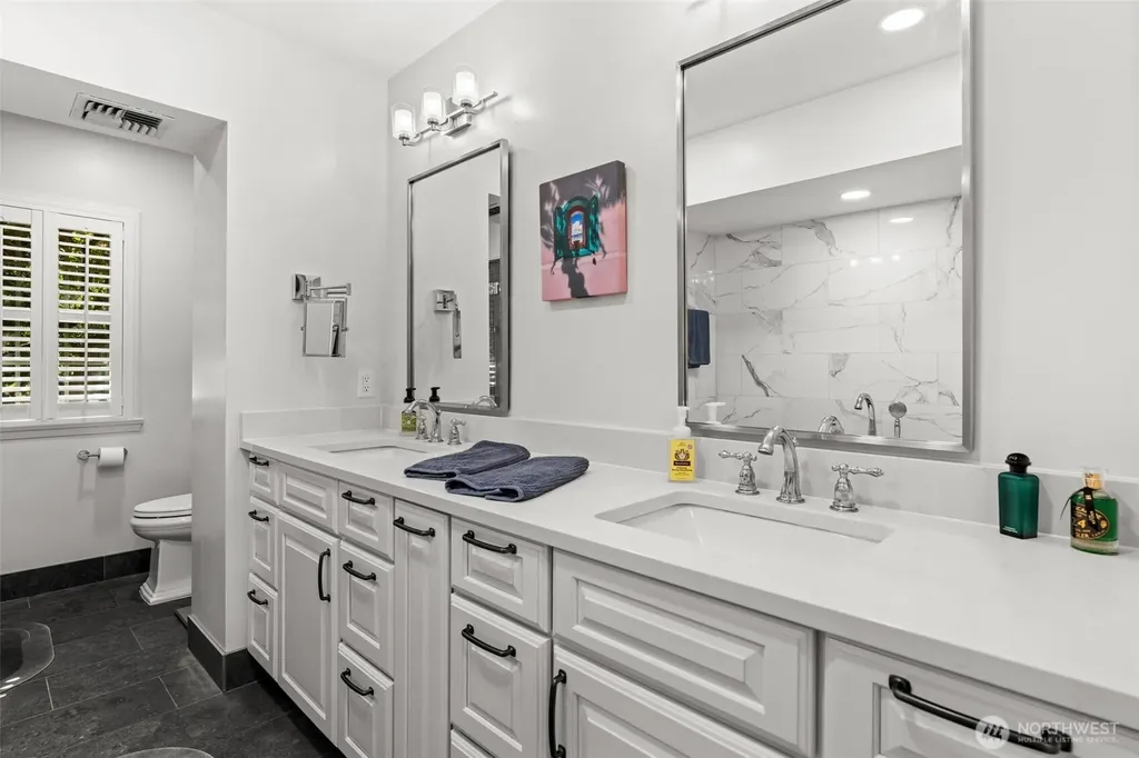 11309 Clovercrest Drive SW Lakewood WA 98499