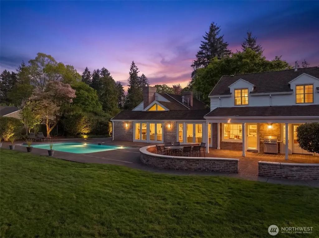11309 Clovercrest Drive SW Lakewood WA 98499