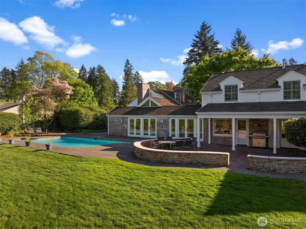 11309 Clovercrest Drive SW Lakewood WA 98499