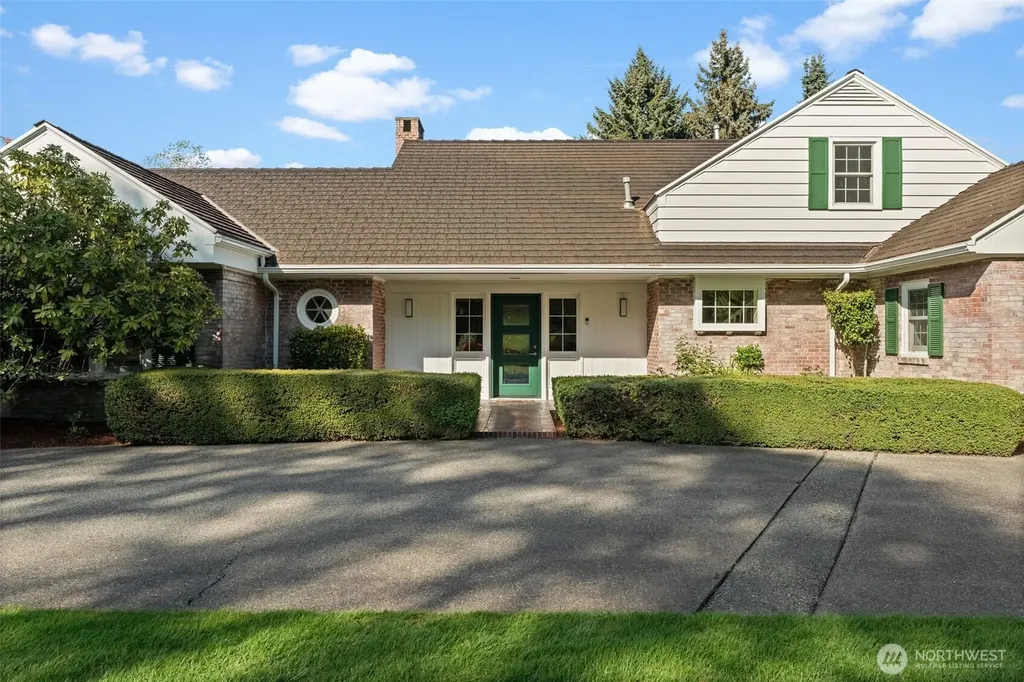 11309 Clovercrest Drive SW Lakewood WA 98499