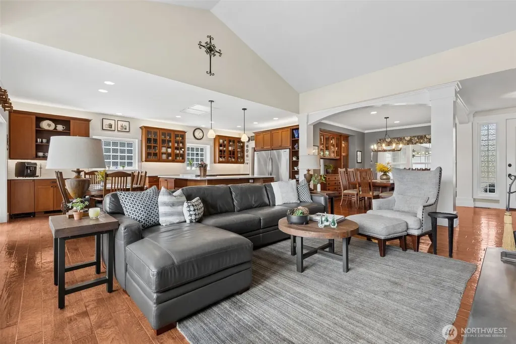 4022 Long Lake Drive SE Lacey WA 98503