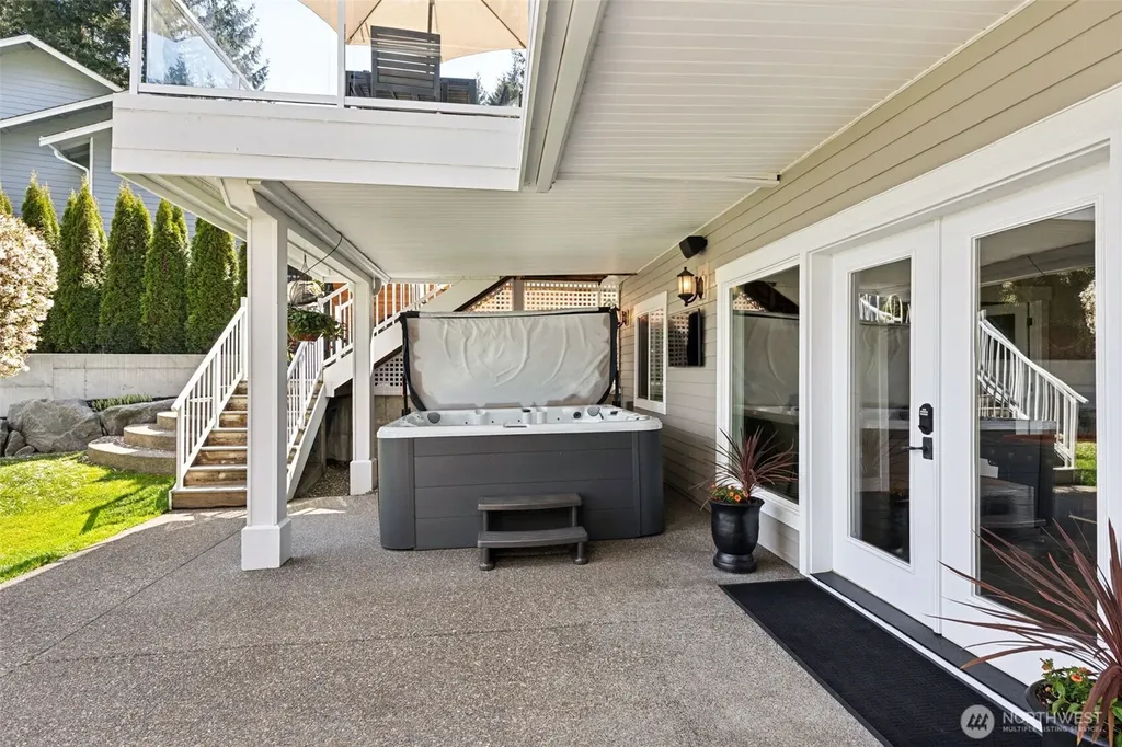 4022 Long Lake Drive SE Lacey WA 98503