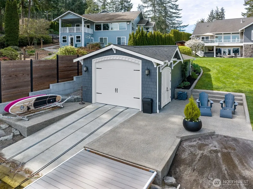 4022 Long Lake Drive SE Lacey WA 98503