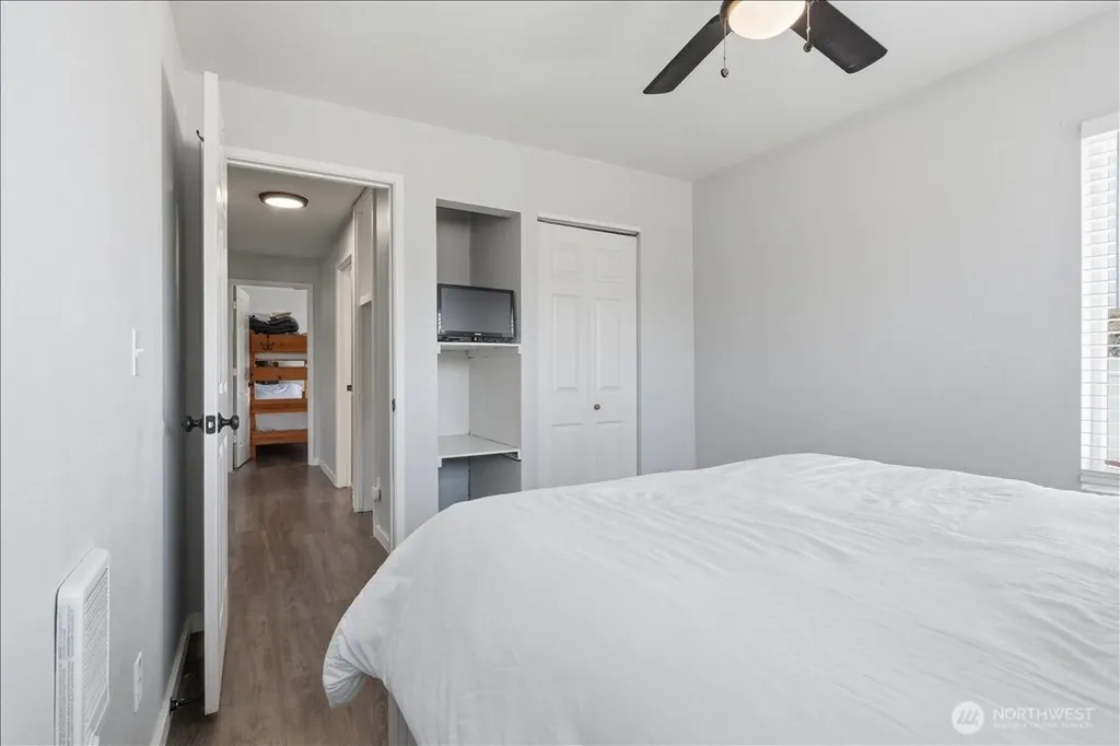 328 Sunny Drive Electric City WA 99123