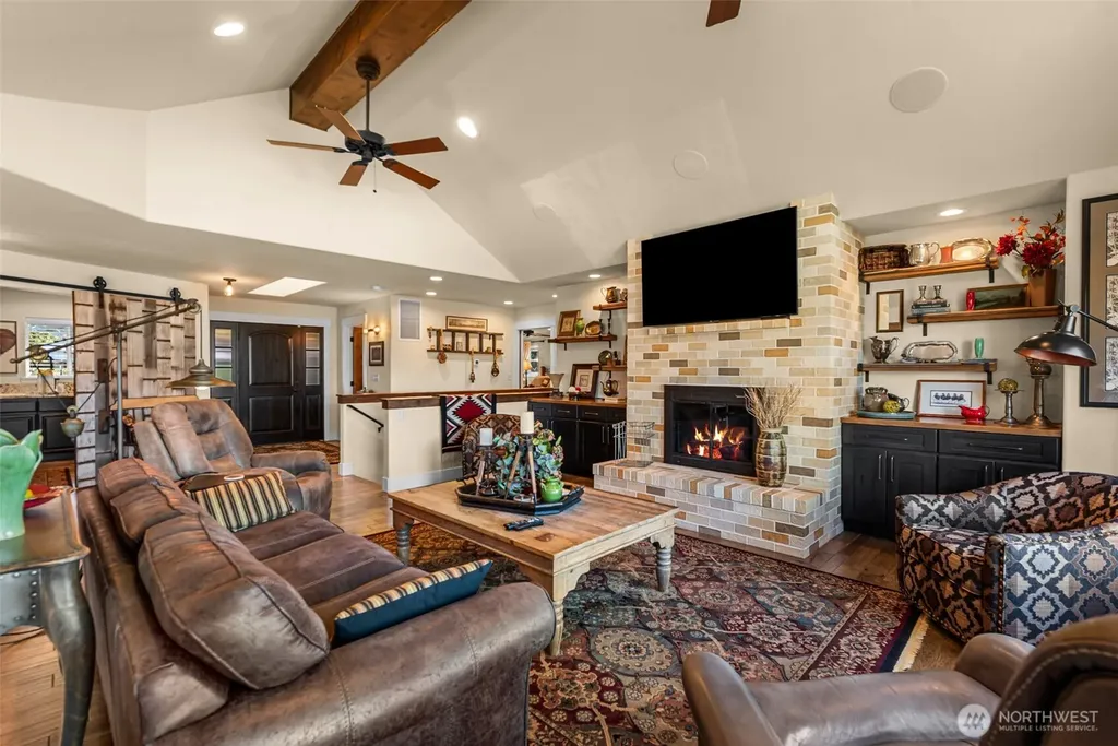 810 Briarwood Drive East Wenatchee WA 98802