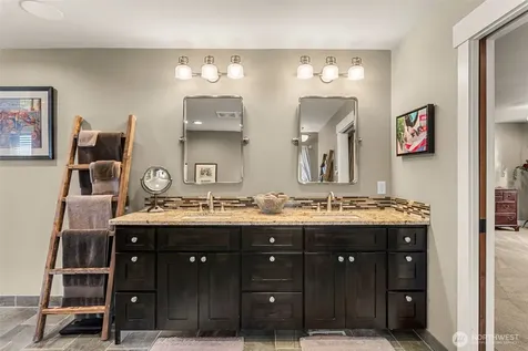 810 Briarwood Drive East Wenatchee WA 98802