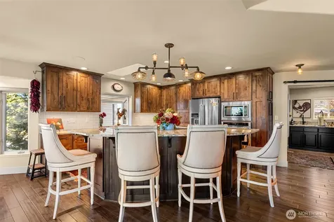 810 Briarwood Drive East Wenatchee WA 98802