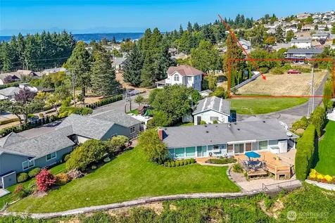 4516 Browns Point Boulevard NE Tacoma WA 98422