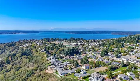 4516 Browns Point Boulevard NE Tacoma WA 98422