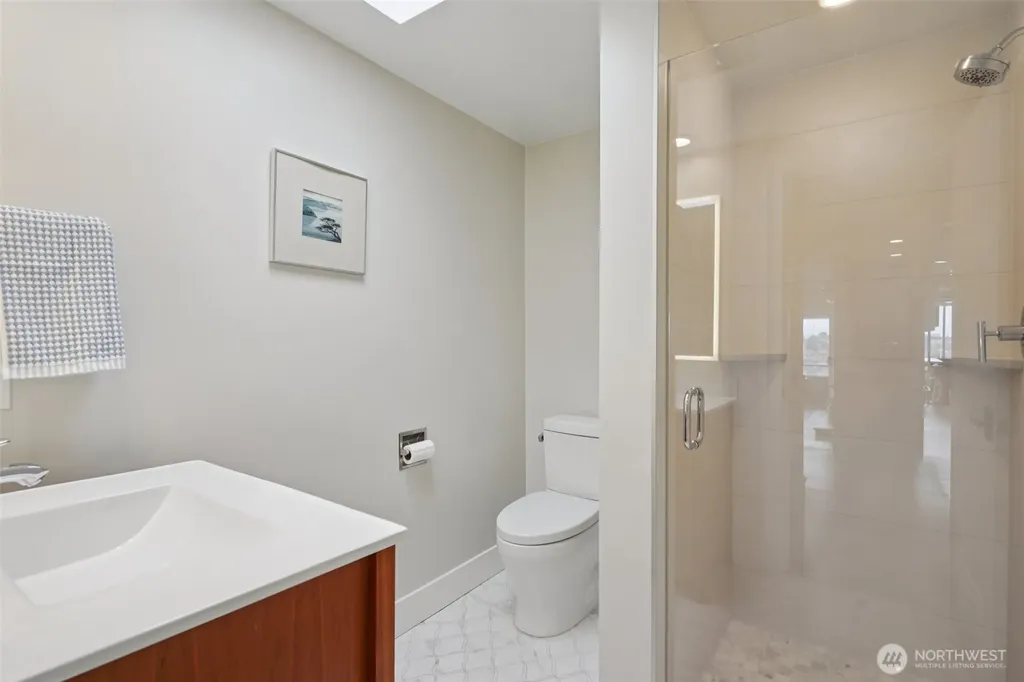 2134 Waverly Place N Seattle WA 98109