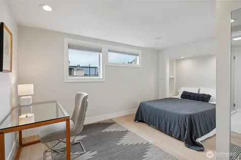 2134 Waverly Place N Seattle WA 98109