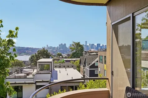 2134 Waverly Place N Seattle WA 98109