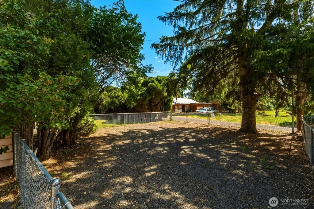 317 Main Street Waitsburg WA 99361