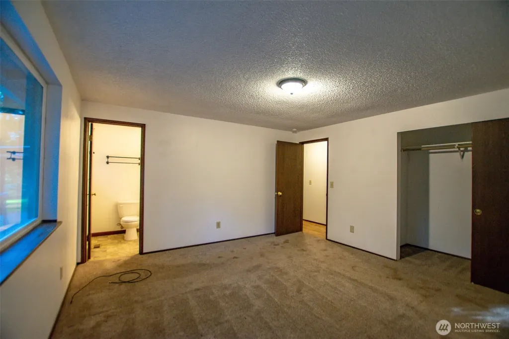 55 Meadowood Drive Elma WA 98541