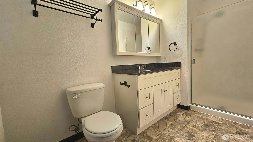 55 Meadowood Drive Elma WA 98541