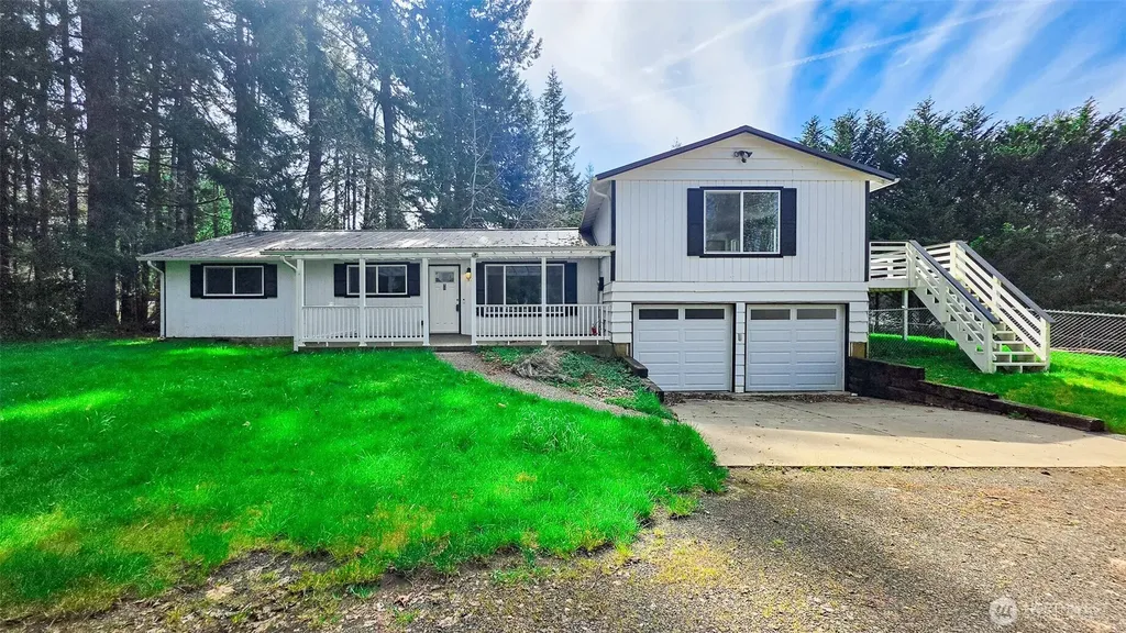 55 Meadowood Drive Elma WA 98541
