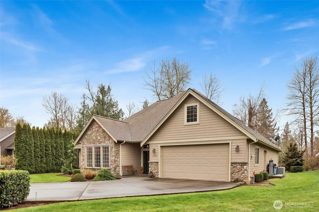 1534 Scenic Place Lynden WA 98264