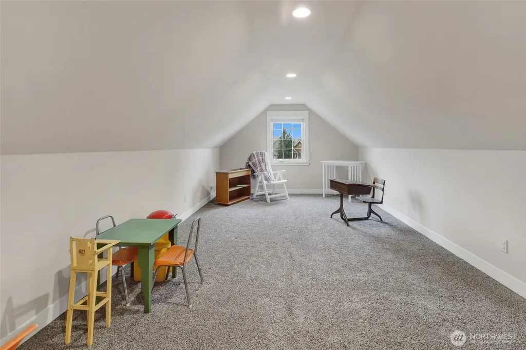 1534 Scenic Place Lynden WA 98264