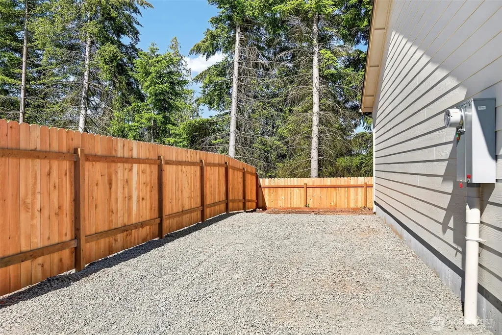5 Endor Heights Court Vader WA 98593