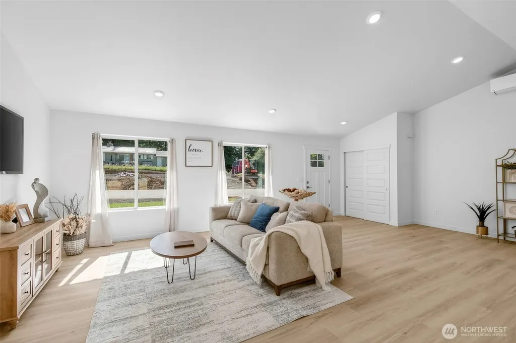 5 Endor Heights Court Vader WA 98593