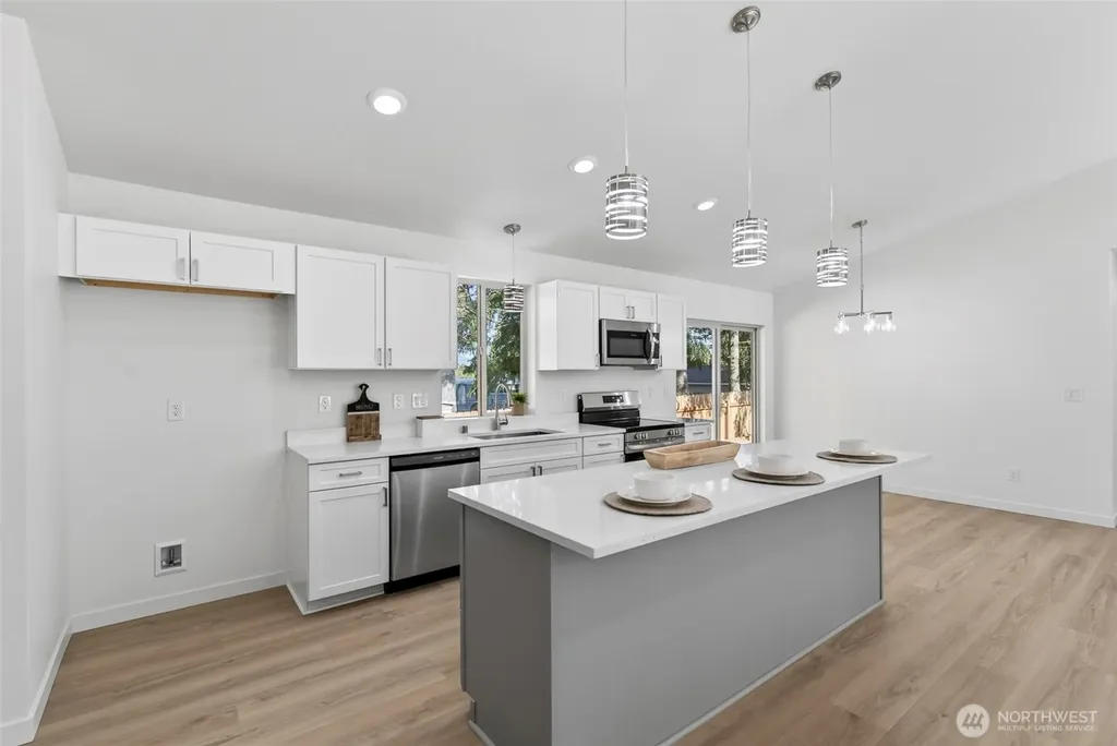 5 Endor Heights Court Vader WA 98593