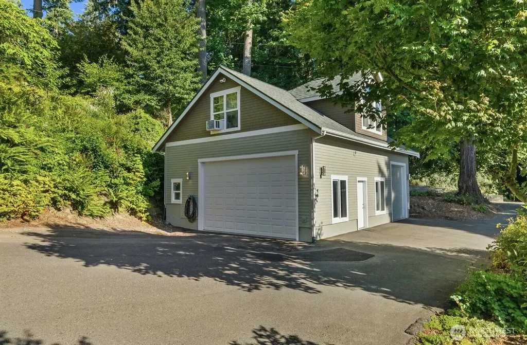 3534 Gravelly Beach Loop NW Olympia WA 98502