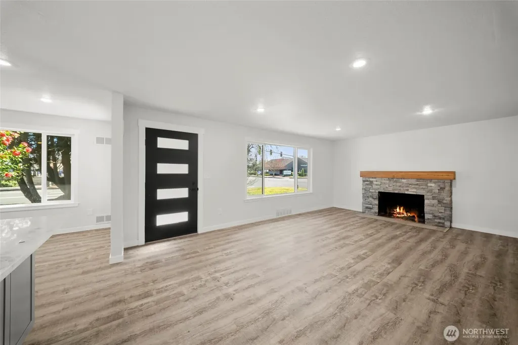 1717 Lake Park Drive SW Tumwater WA 98512