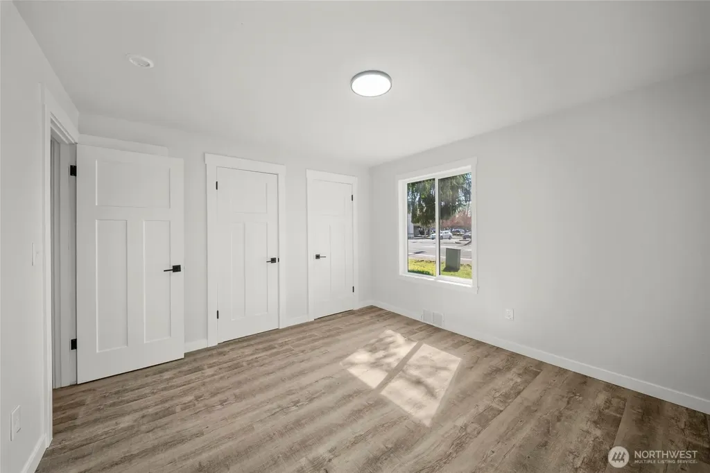 1717 Lake Park Drive SW Tumwater WA 98512