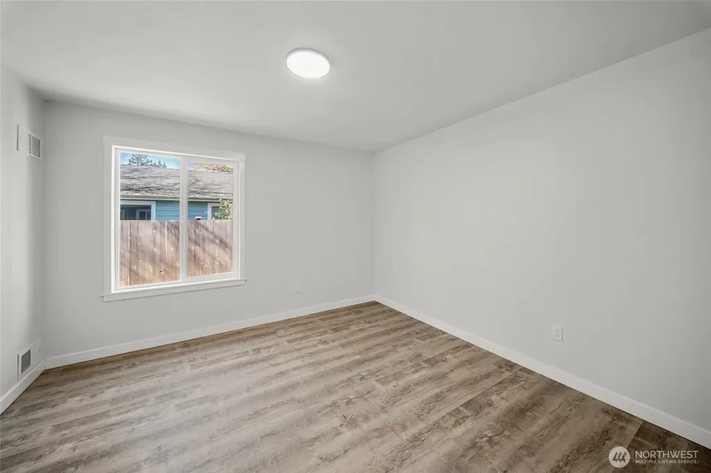1717 Lake Park Drive SW Tumwater WA 98512
