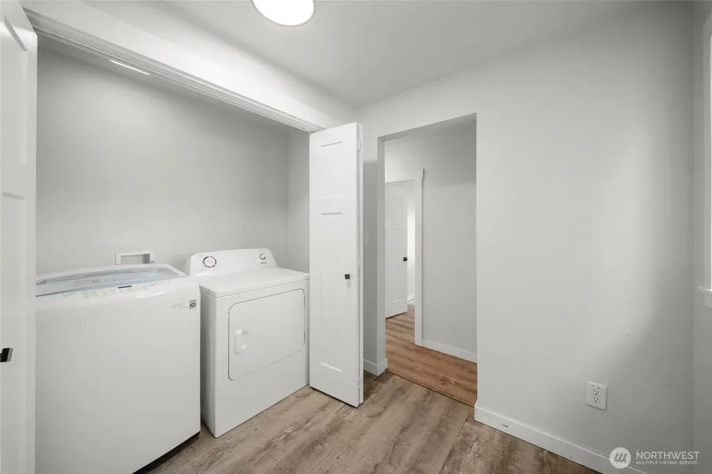 1717 Lake Park Drive SW Tumwater WA 98512
