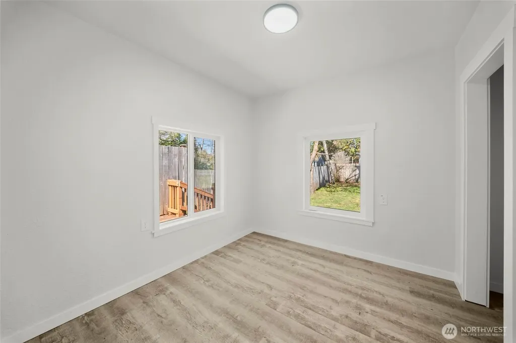 1717 Lake Park Drive SW Tumwater WA 98512