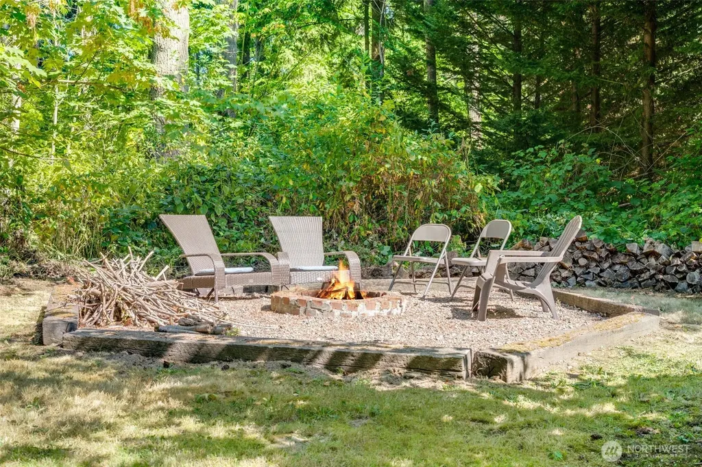17043 156th Lane SE Yelm WA 98597