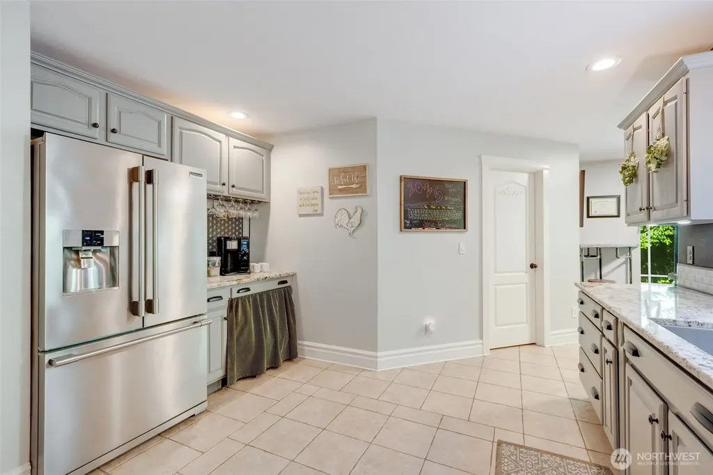 17043 156th Lane SE Yelm WA 98597
