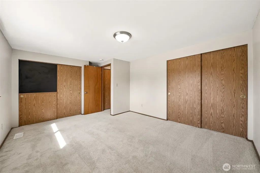 5907 SW 111th Lakewood WA 98499