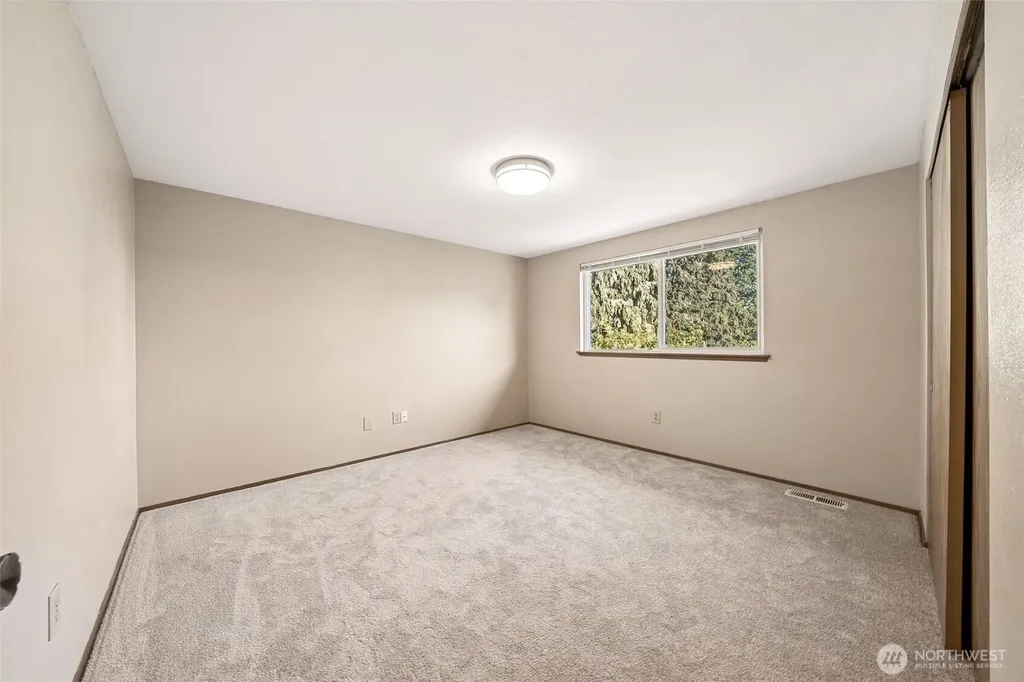 5907 SW 111th Lakewood WA 98499