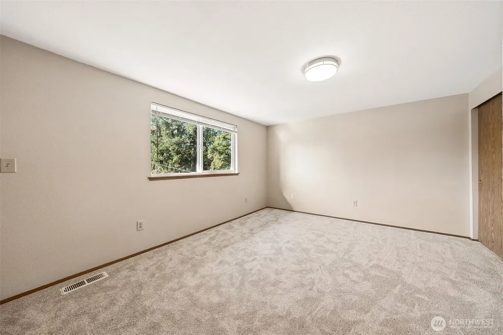 5907 SW 111th Lakewood WA 98499